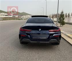 بي ام دبليو 8 الفئة